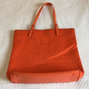Michael Kors Embossed Jet set Tote 🧡